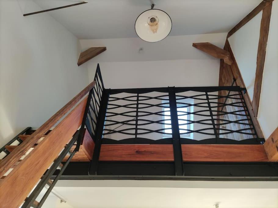 Appartement Duplex Dans Une Ancienne Usine Beaupreau-en-Mauges Ngoại thất bức ảnh