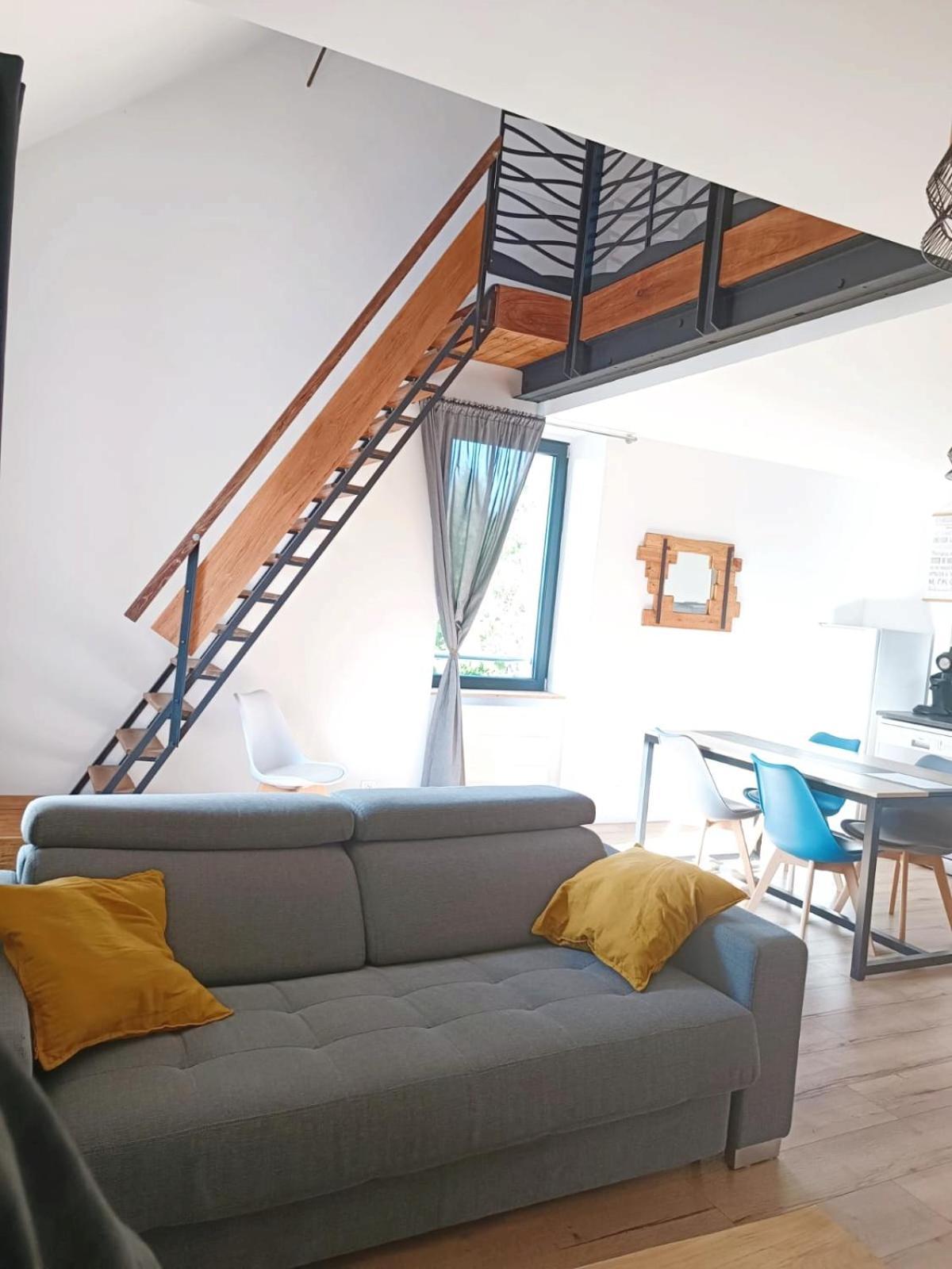 Appartement Duplex Dans Une Ancienne Usine Beaupreau-en-Mauges Ngoại thất bức ảnh